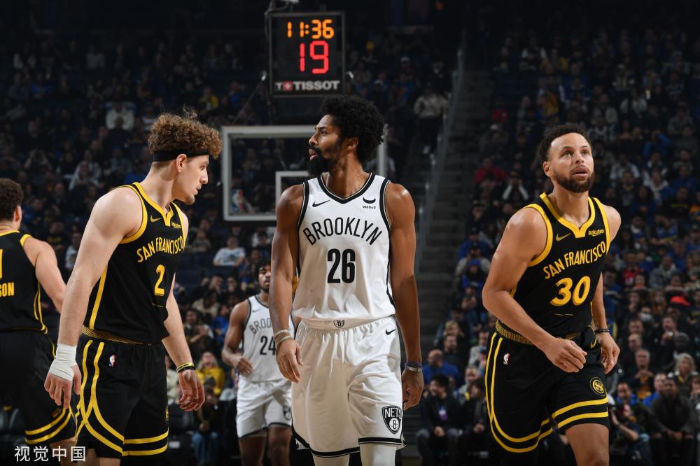 足球精神添 足球精神添